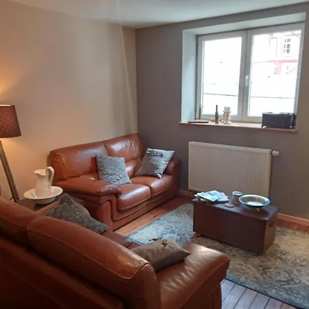 Bed and Breakfast La Couque Cuivree Ντινάντ