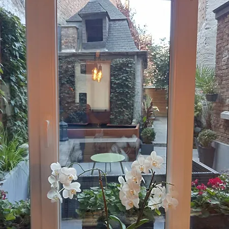 ベッド・アンド・ブレックファスト La Couque Cuivree