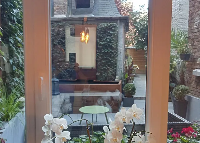 ベッド・アンド・ブレックファスト La Couque Cuivree